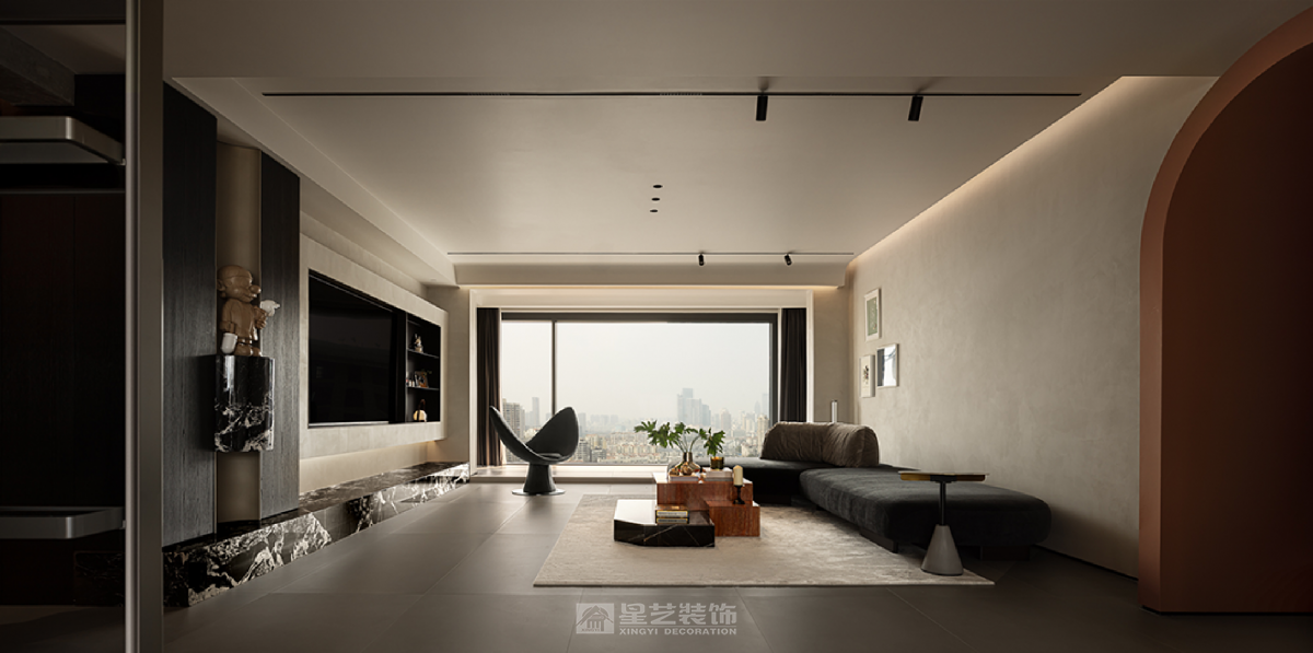 引光為墨繪寫(xiě)自由生長(zhǎng)的靈魂場(chǎng)域